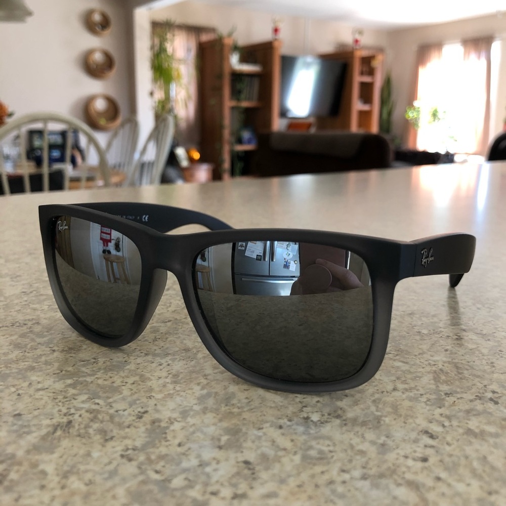 Ray-Ban Justin Sunglasses - Grey/Black Gradient